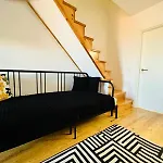 The Sarmento House - No 2D - Historical Two-Bedroom Apartment